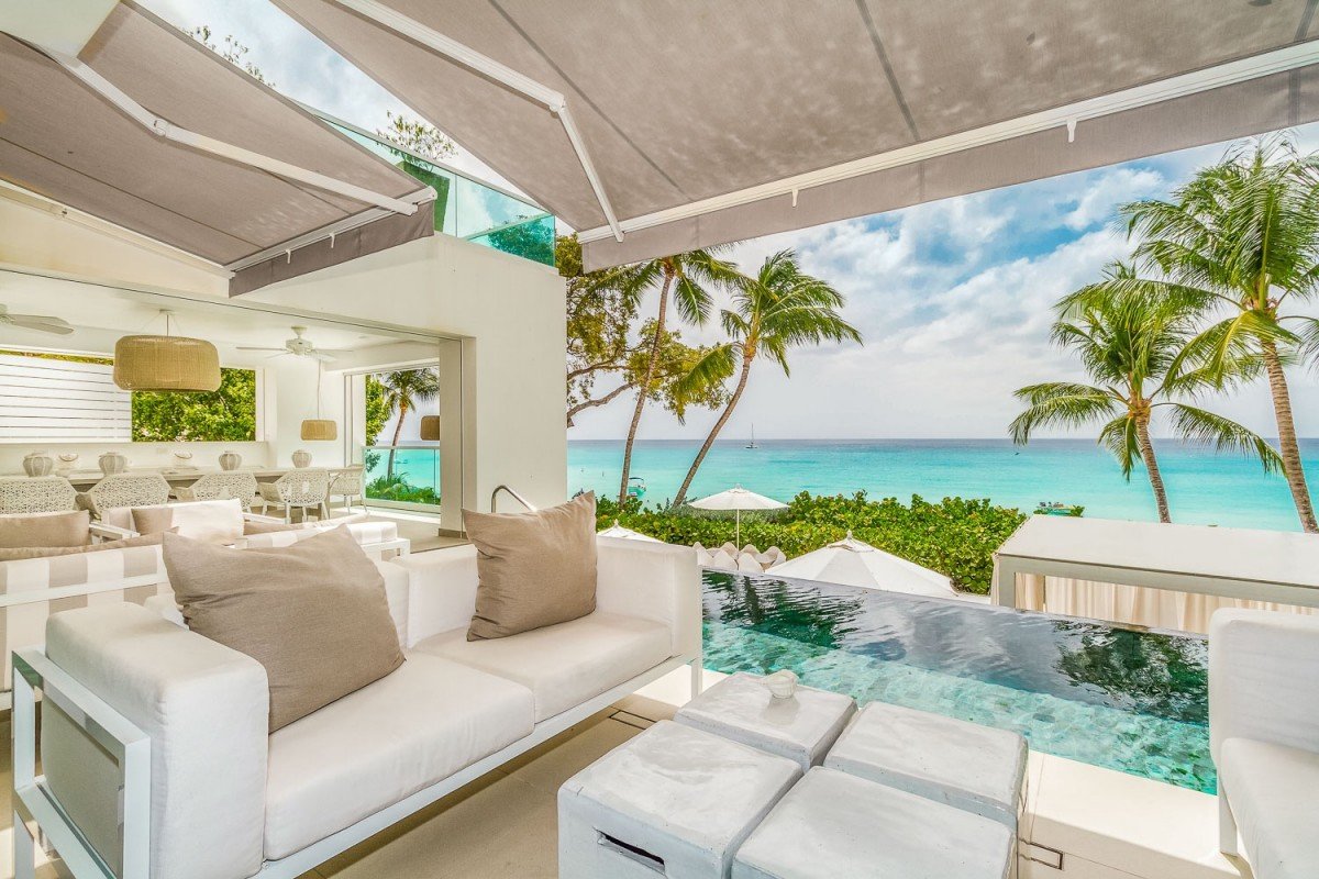 Beachfront villa overlooking the Caribbean Sea